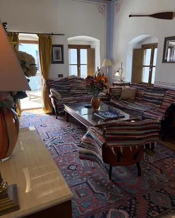 Bijou Villa